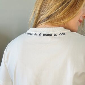 T-shirt básica Él es la respuesta – GORAH