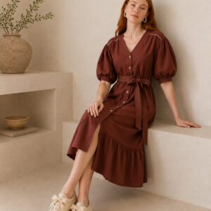 Vestido corto con botones de diseño – GORAH