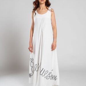 Vestido marfil con letra negra – GORAH